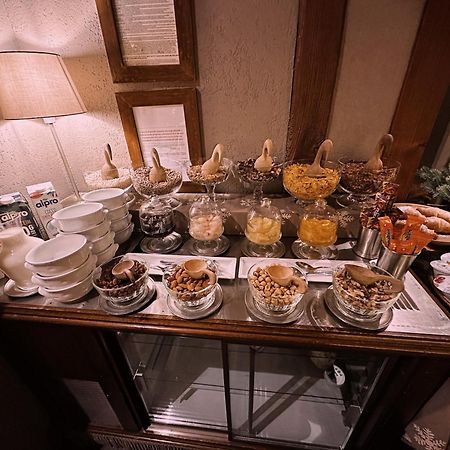 Le Samovar Guest House Breuil-Cervinia Exterior foto